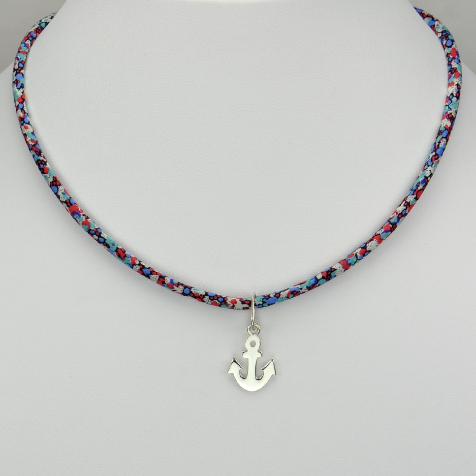 Ancre sur collier Liberty 