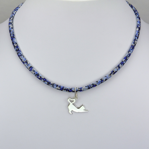 Chat coeur sur collier Liberty 
