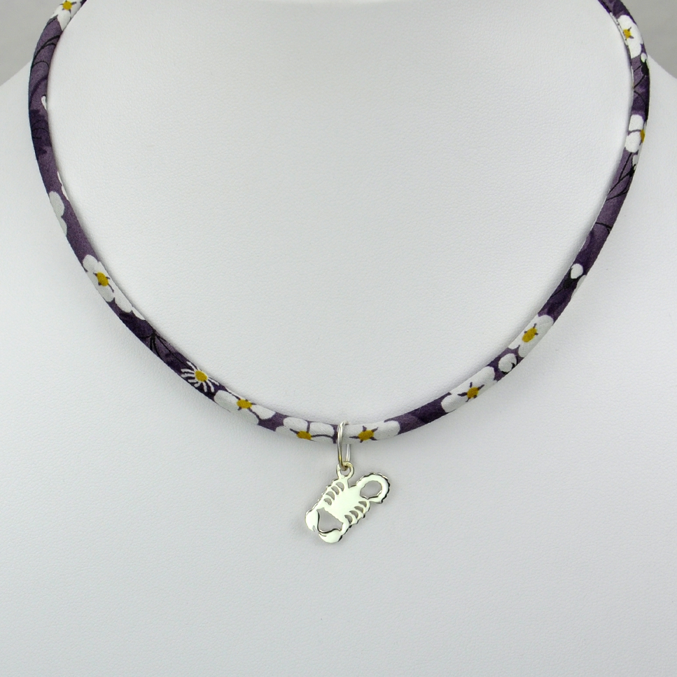 Scorpion sur collier Liberty 