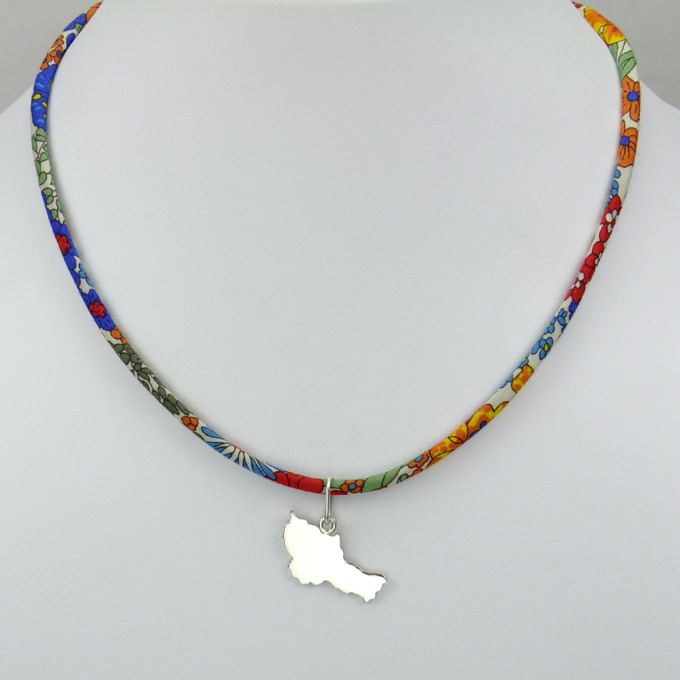 Belle-île-en-mer sur collier Liberty 