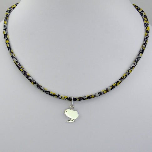 Poussin sur collier Liberty 