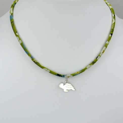 Tortue sur collier Liberty 