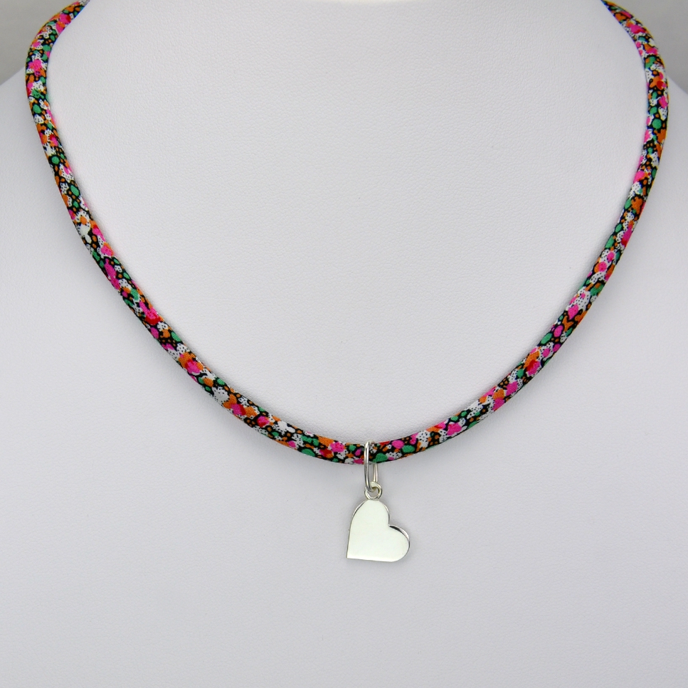 Coeur sur collier Liberty 