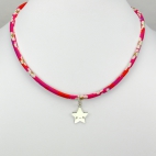 Etoile souriante  sur collier Liberty 