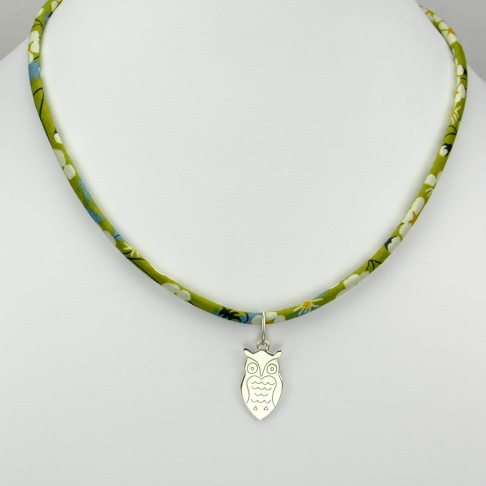Hibou sur collier Liberty 