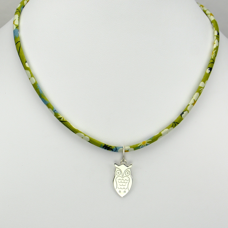 Hibou sur collier Liberty 