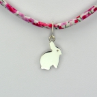 Lapin sur collier Liberty 