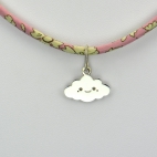 Nuage souriant sur collier Liberty 