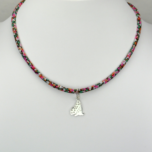 Papillon sur collier Liberty 