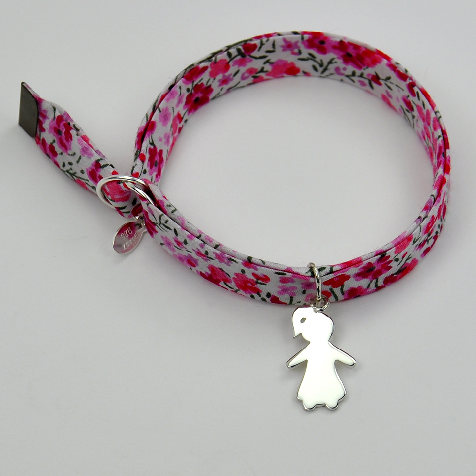Fille sur bracelet Liberty 
