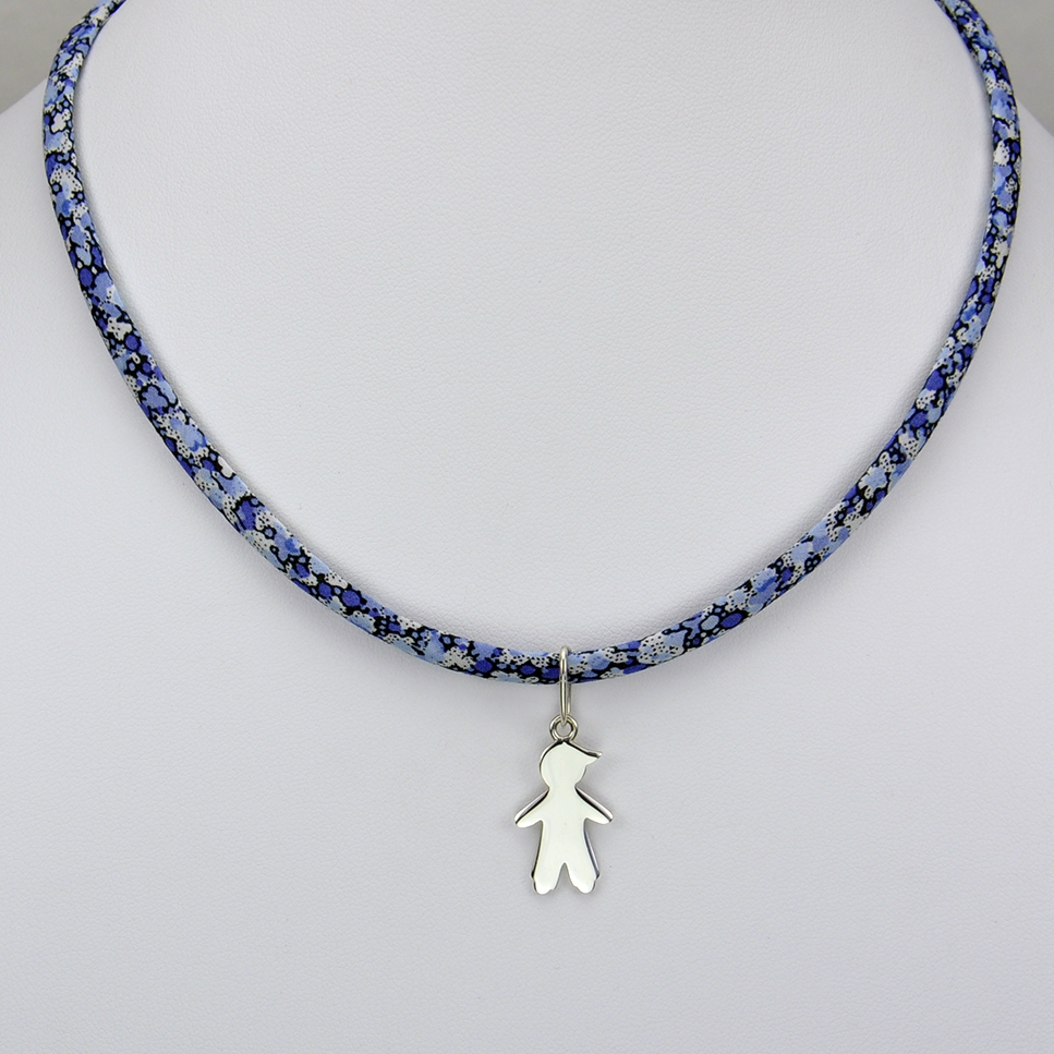 Garçon sur collier Liberty 