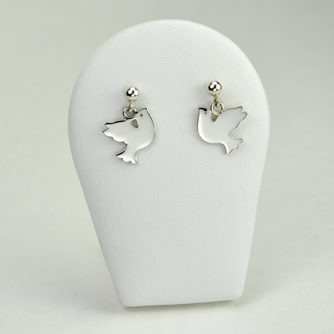 Colombes en boucles d'oreilles 