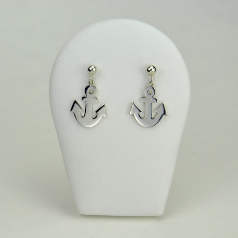 Ancres en boucles d'oreilles 