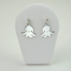 Petites pieuvres en boucles d'oreilles 