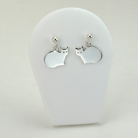 Chats en boucles d'oreilles 
