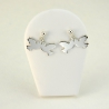 Colombes en boucles d'oreilles 