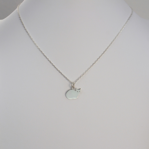 Charms Chat  sur chaîne argent 