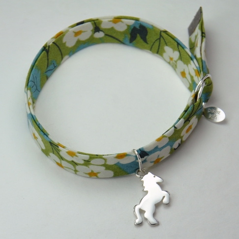 Petit cheval sur bracelet Liberty 