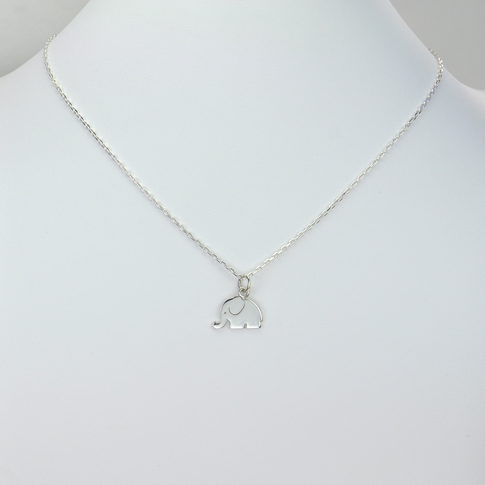 Charms Eléphant sur chaîne argent 