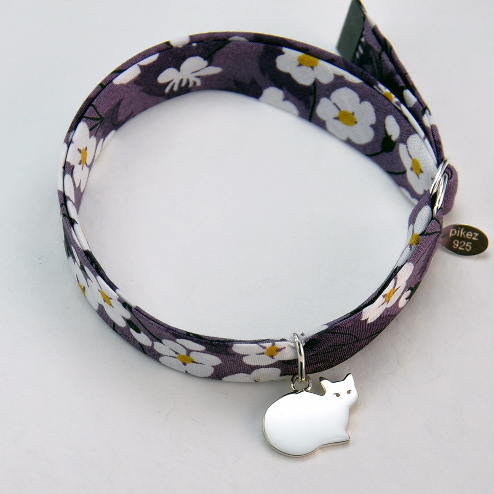Chat sur bracelet Liberty 