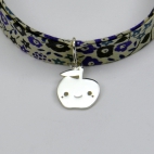 Charms Pomme souriante  sur bracelet Liberty 