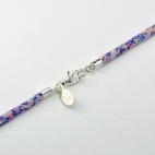 Pendentif Chihuahua sur collier Liberty 