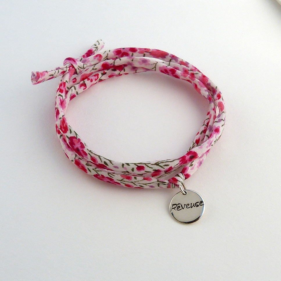 Pastille "Rêveuse" sur cordon Liberty