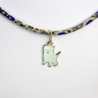 Chaton sur collier Liberty 