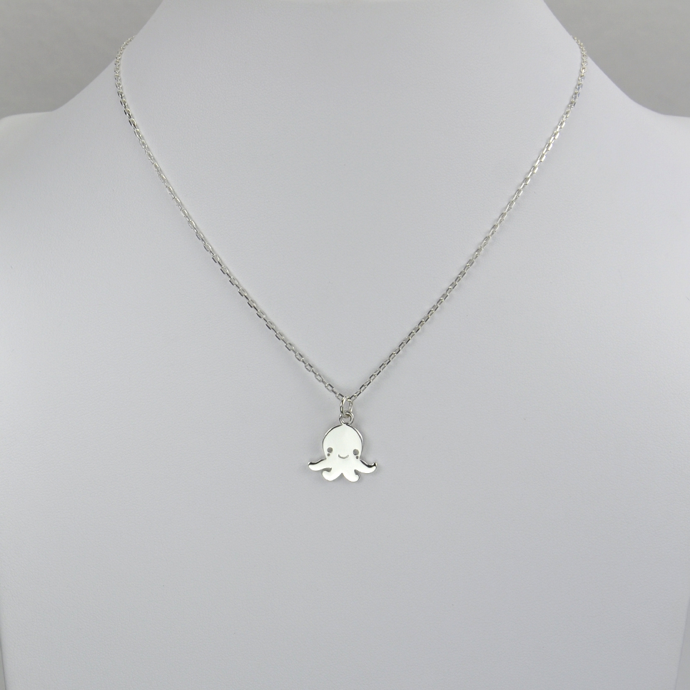 Petite pieuvre sur chaîne argent 