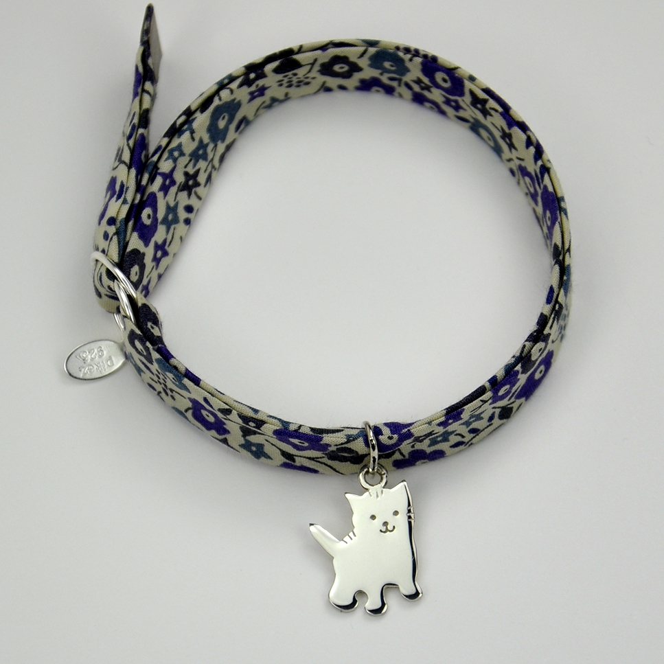 Chaton sur bracelet Liberty 